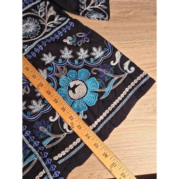 Johnny Was Embroidered Kimono Sleeve Shirt Small lightweight flowy cottagecore - Picture 9 of 14